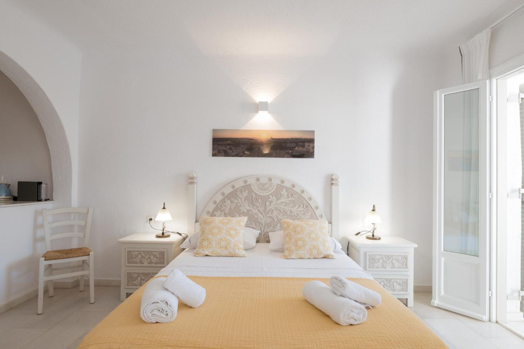 Anthos Apartments Náousa Eksteriør bilde